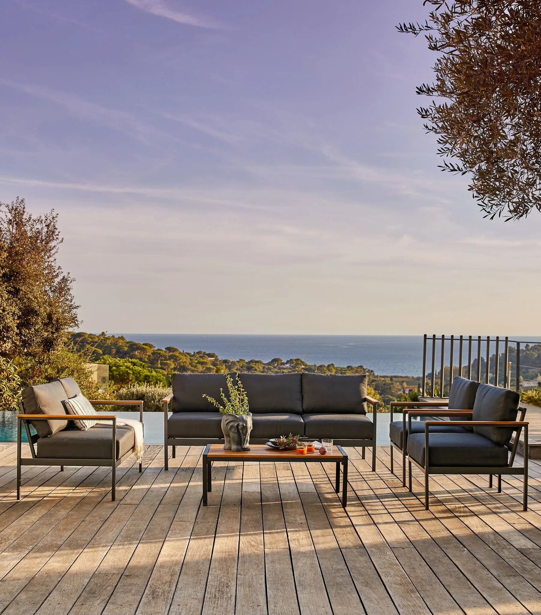 terrasse aménagée en bois