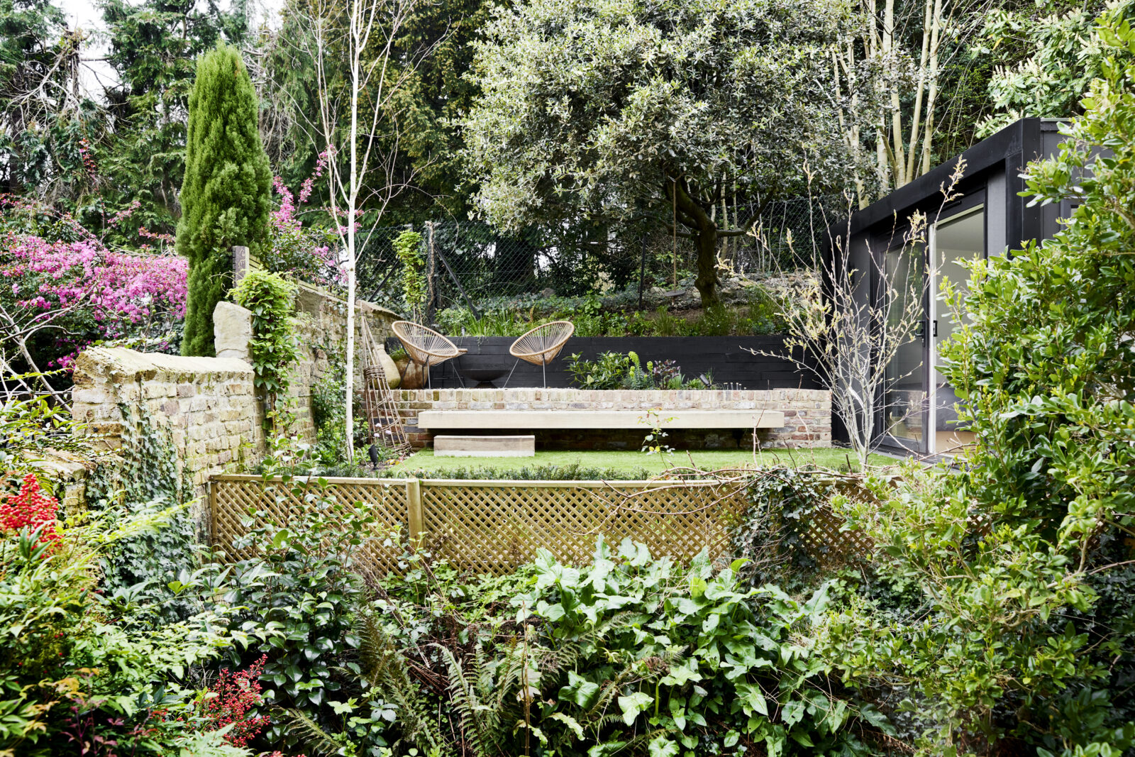 jardin de ville avec studio de jardin