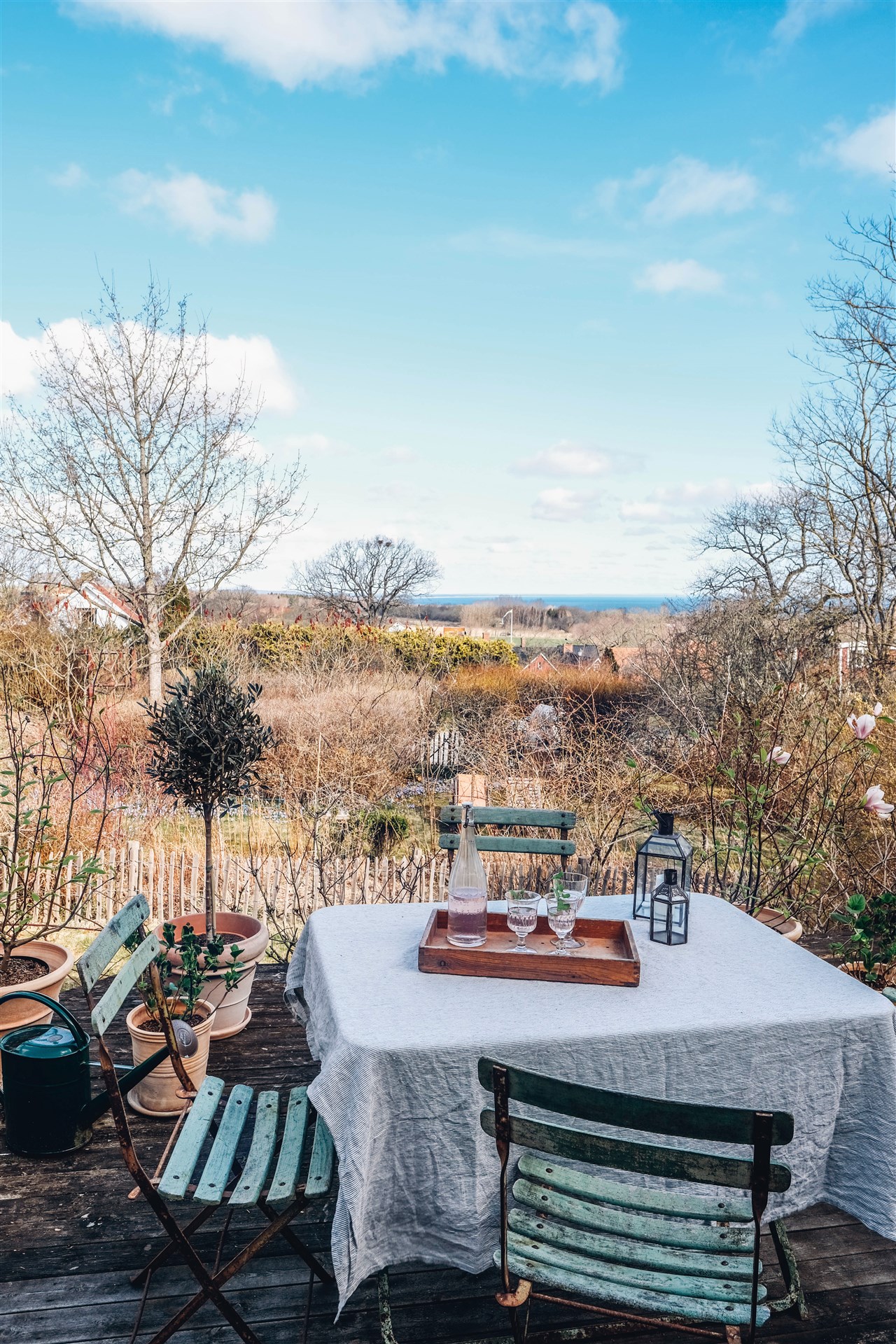 terrasse bois aménagée avec vue sur mer terrasse bois aménagée avec vue sur mer
