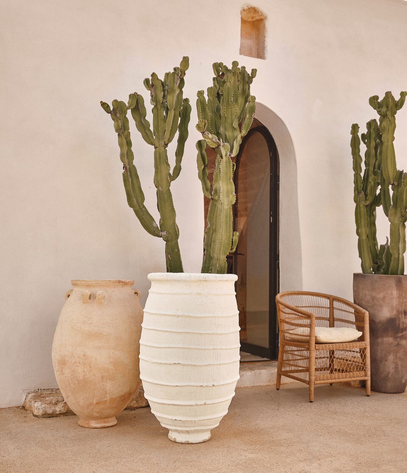 terrasse avec pots terre cuite
