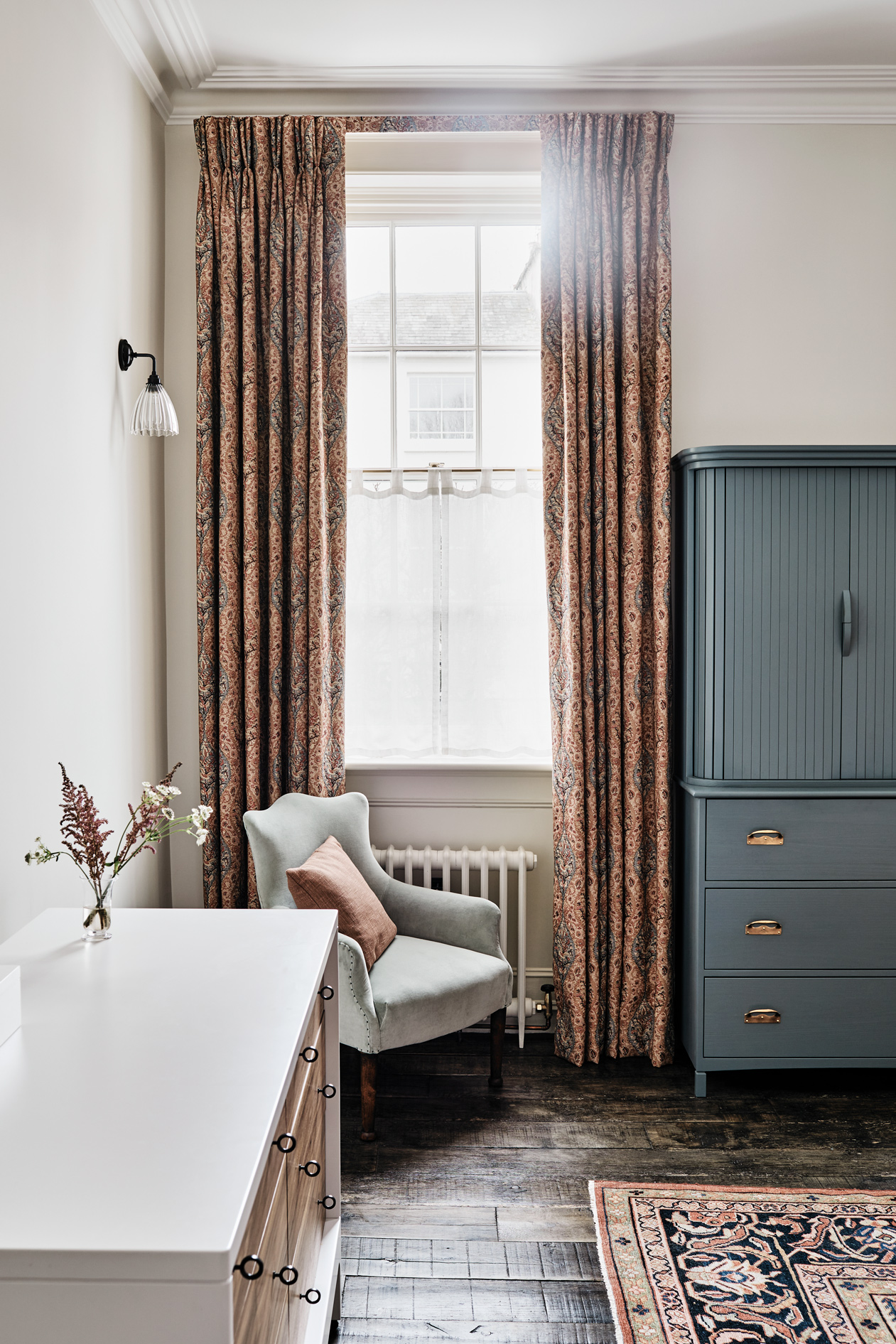 chambre avec parquet ancien maison rénovée Londres chambre avec parquet ancien maison rénovée Londres