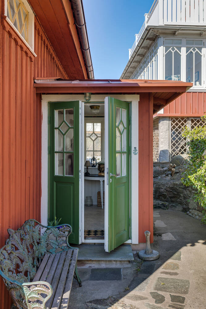 porte d'entrée vitrée ancienne petite maison 57m2
