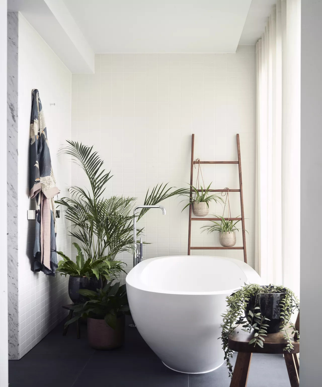 salle de bain décoration design avec baignoire îlot salle de bain décoration design avec baignoire îlot