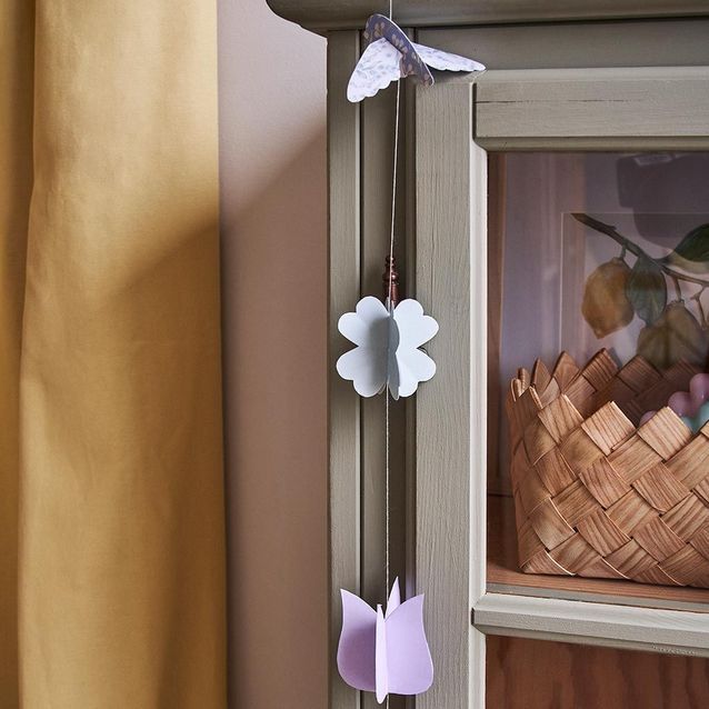 guirlande papier DIY papillons et fleurs guirlande papier DIY papillons et fleurs