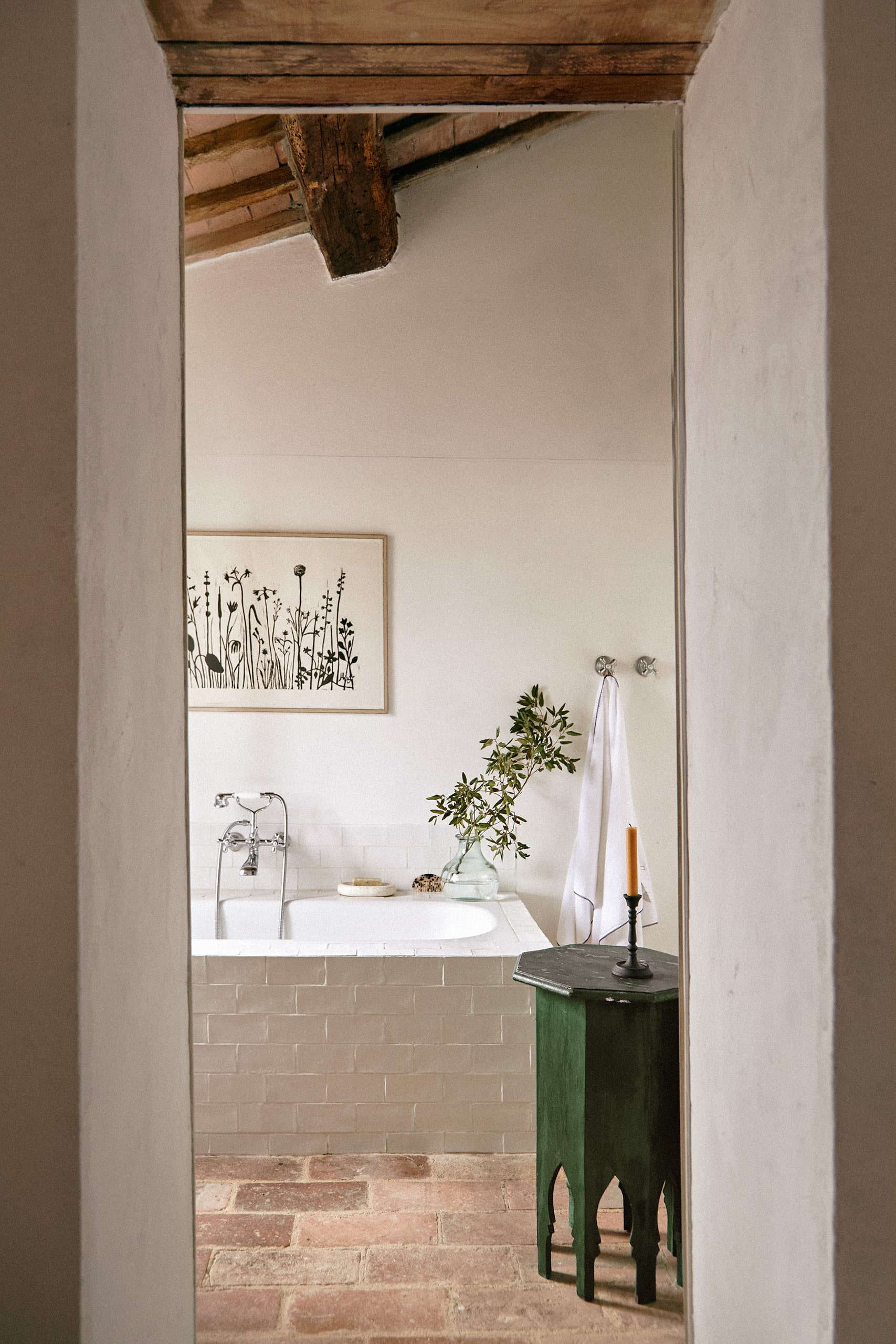 salle de bain rustique avec poutres salle de bain rustique avec poutres