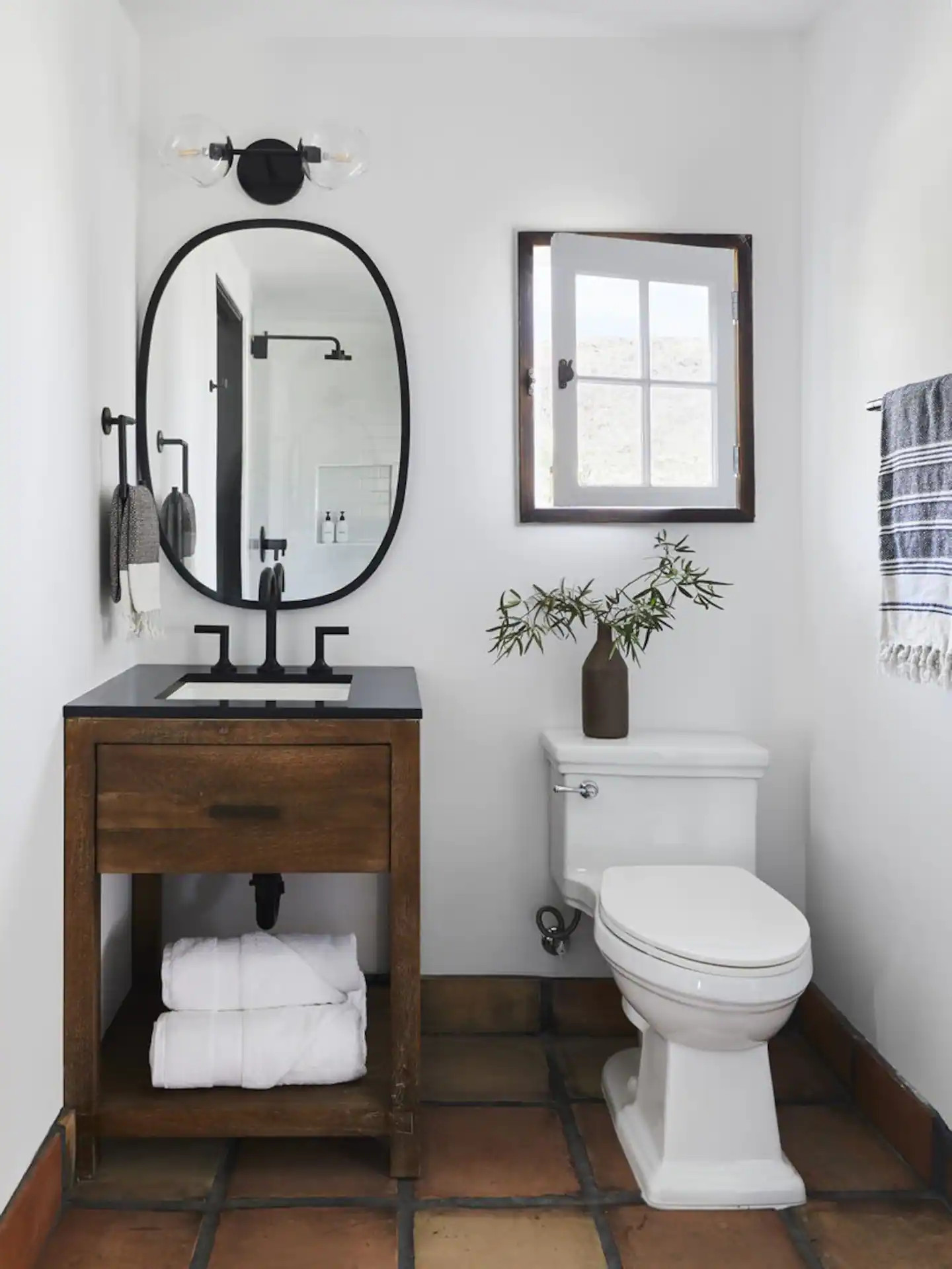 salle de bain rustique chic