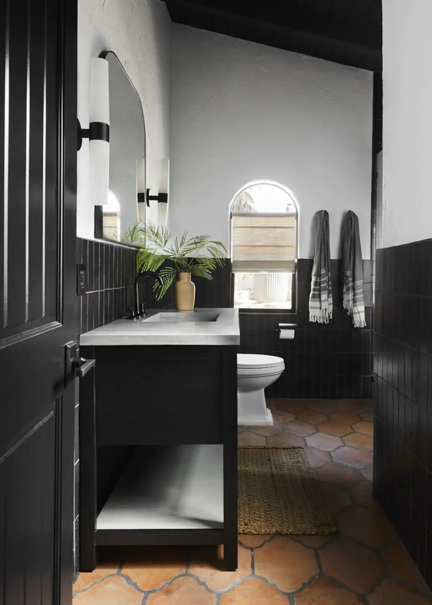 salle de bain rustique chic
