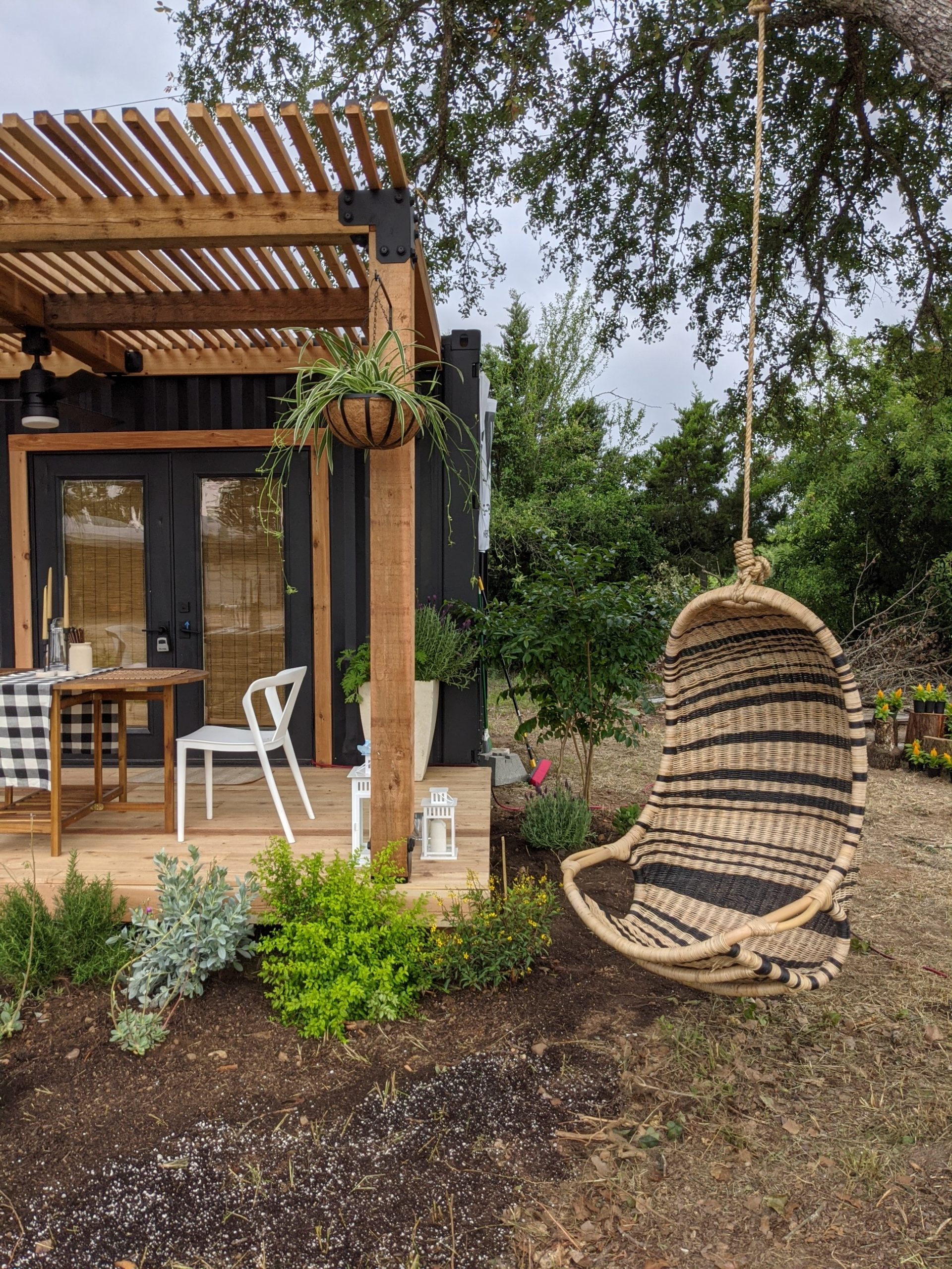 terrasse et pergola bois mini maison container terrasse et pergola bois mini maison container
