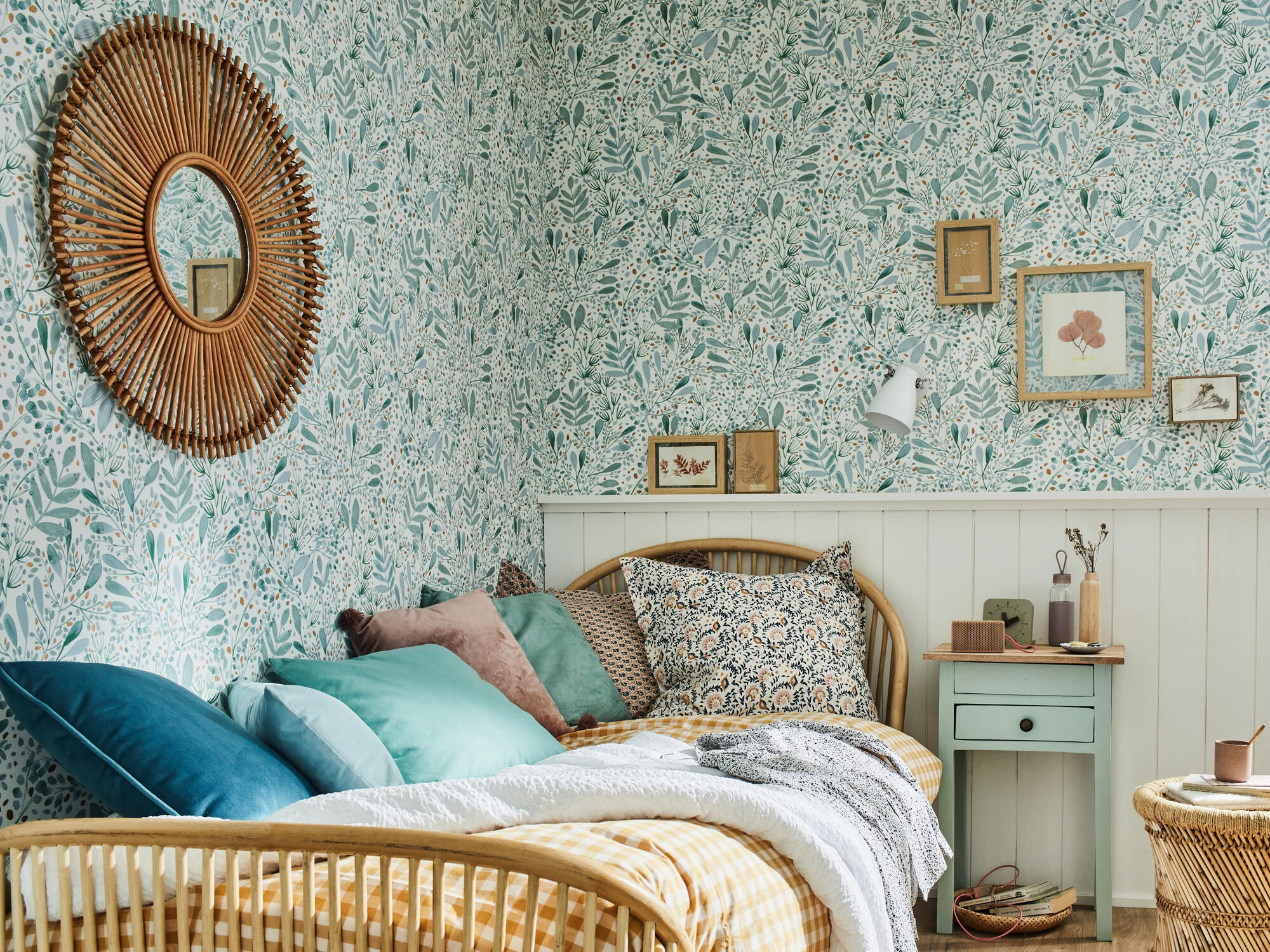 chambre papier-peint fleuri
