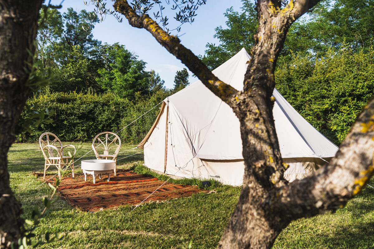 tente dans jardin pour glamping tente dans jardin pour glamping