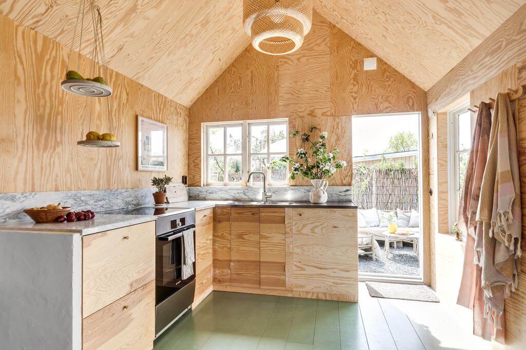 cuisine équipée dans maison en bois cuisine équipée dans maison en bois