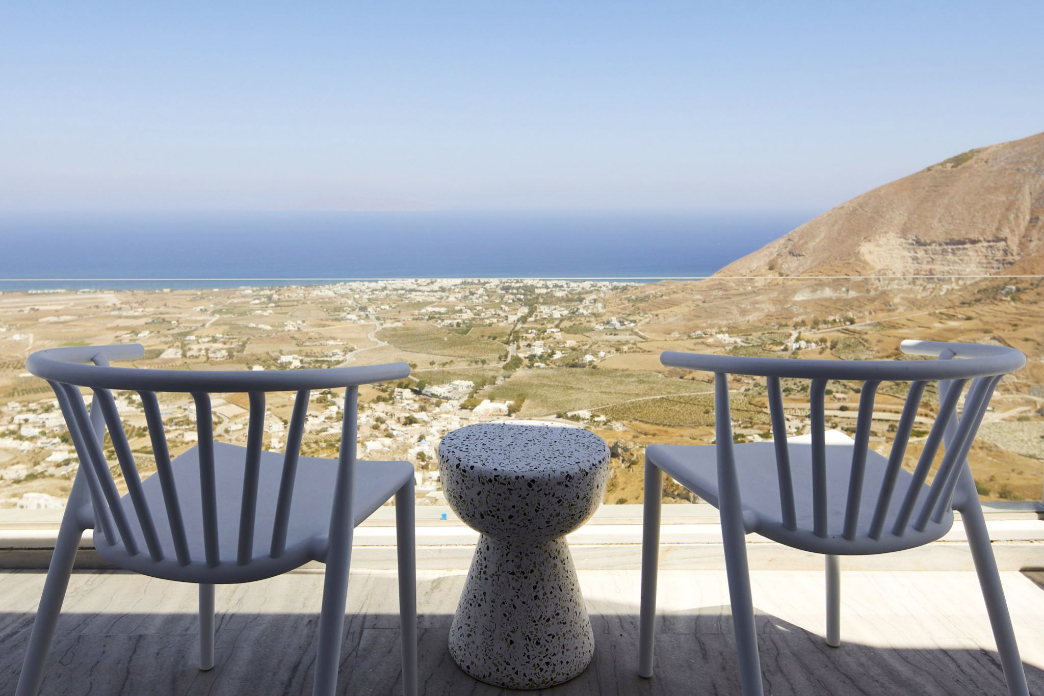 terrasse maison blanche dans les Cyclades terrasse maison blanche dans les Cyclades