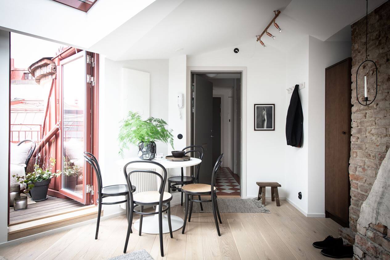 salle à manger avec table ronde décoration scandinave