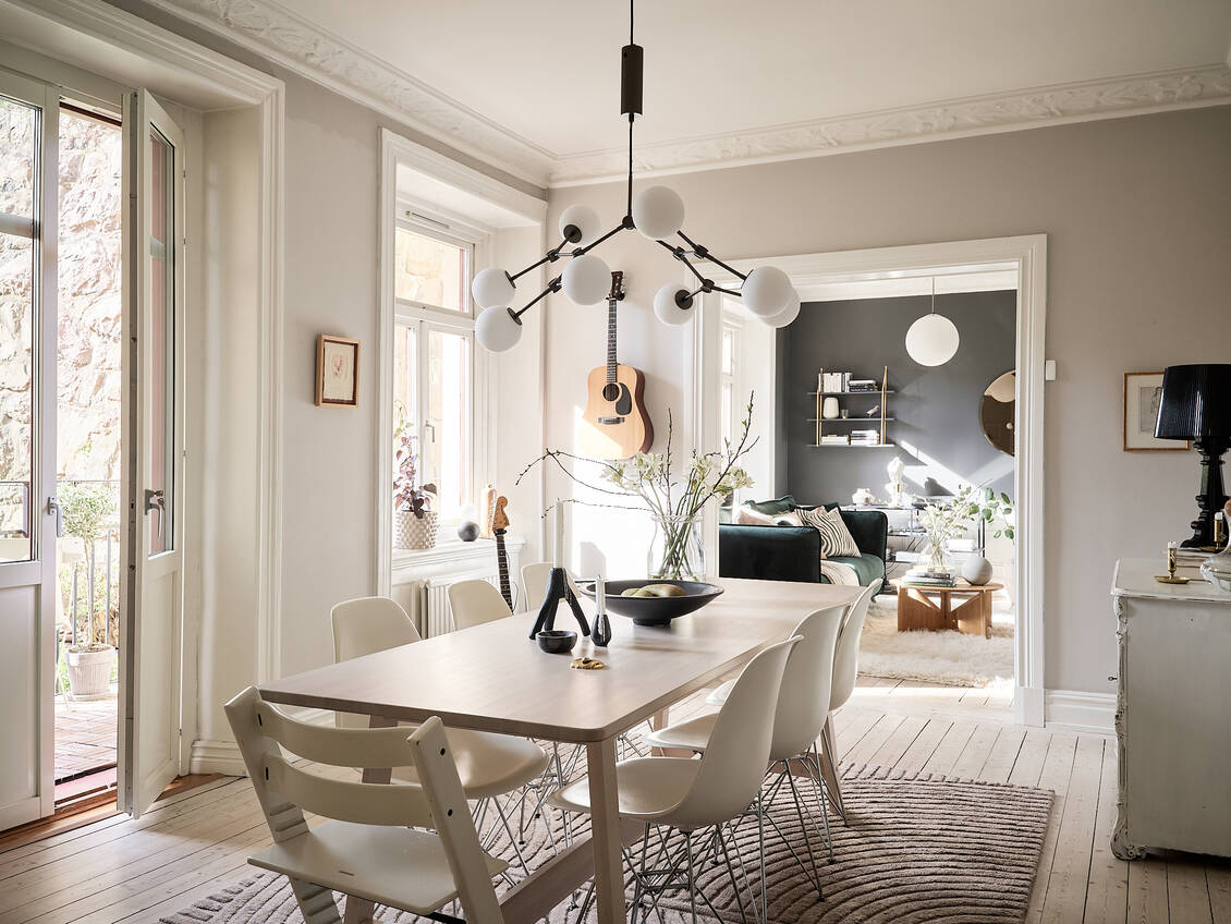 salle à manger appartement suédois décoration contemporaine