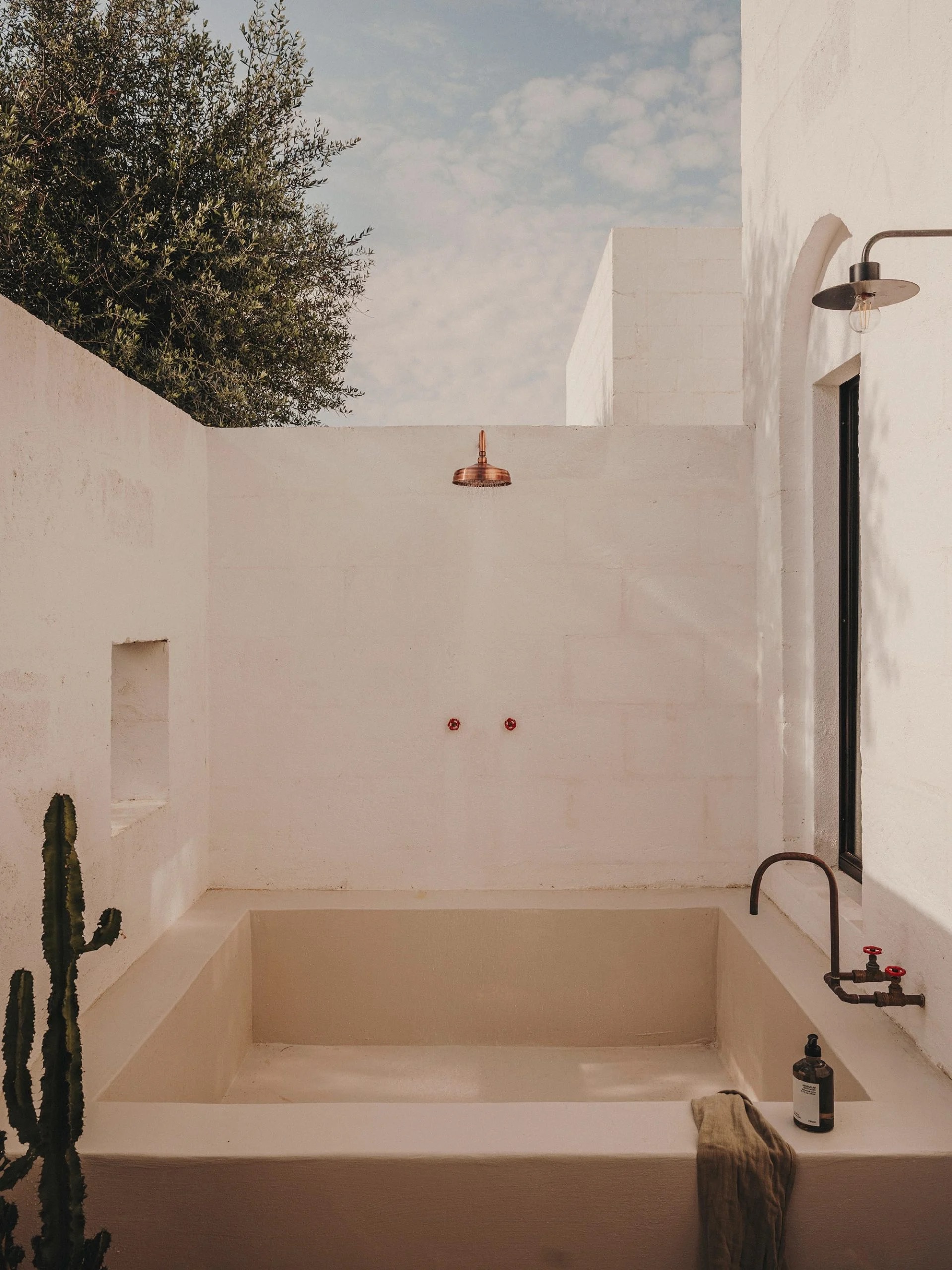 baignoire extérieure Borgo Gallana baignoire extérieure Borgo Gallana
