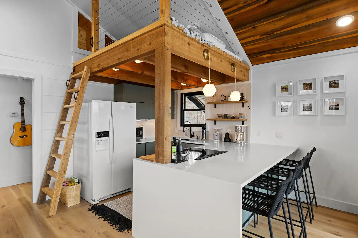 cuisine avec mezzanine mini maison en bois