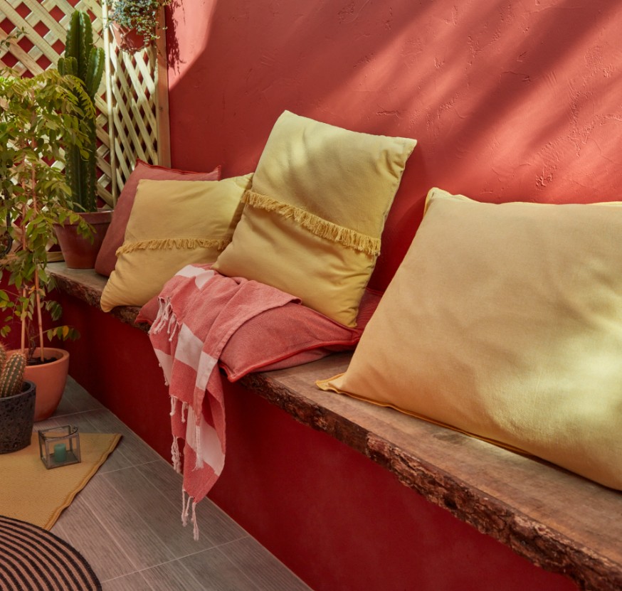 banc maçonné avec coussins terrasse