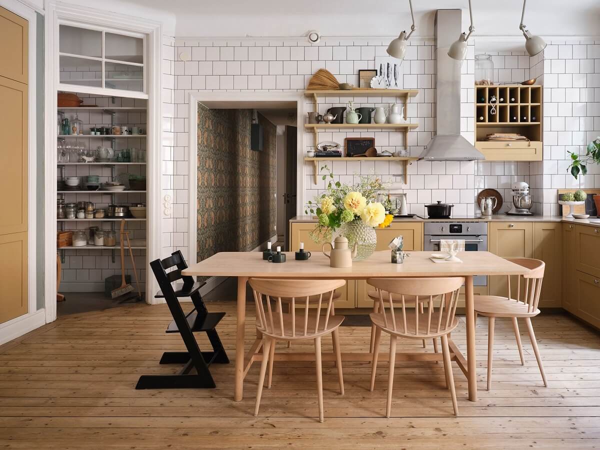 cuisine jaune de style campagnard cuisine jaune de style campagnard