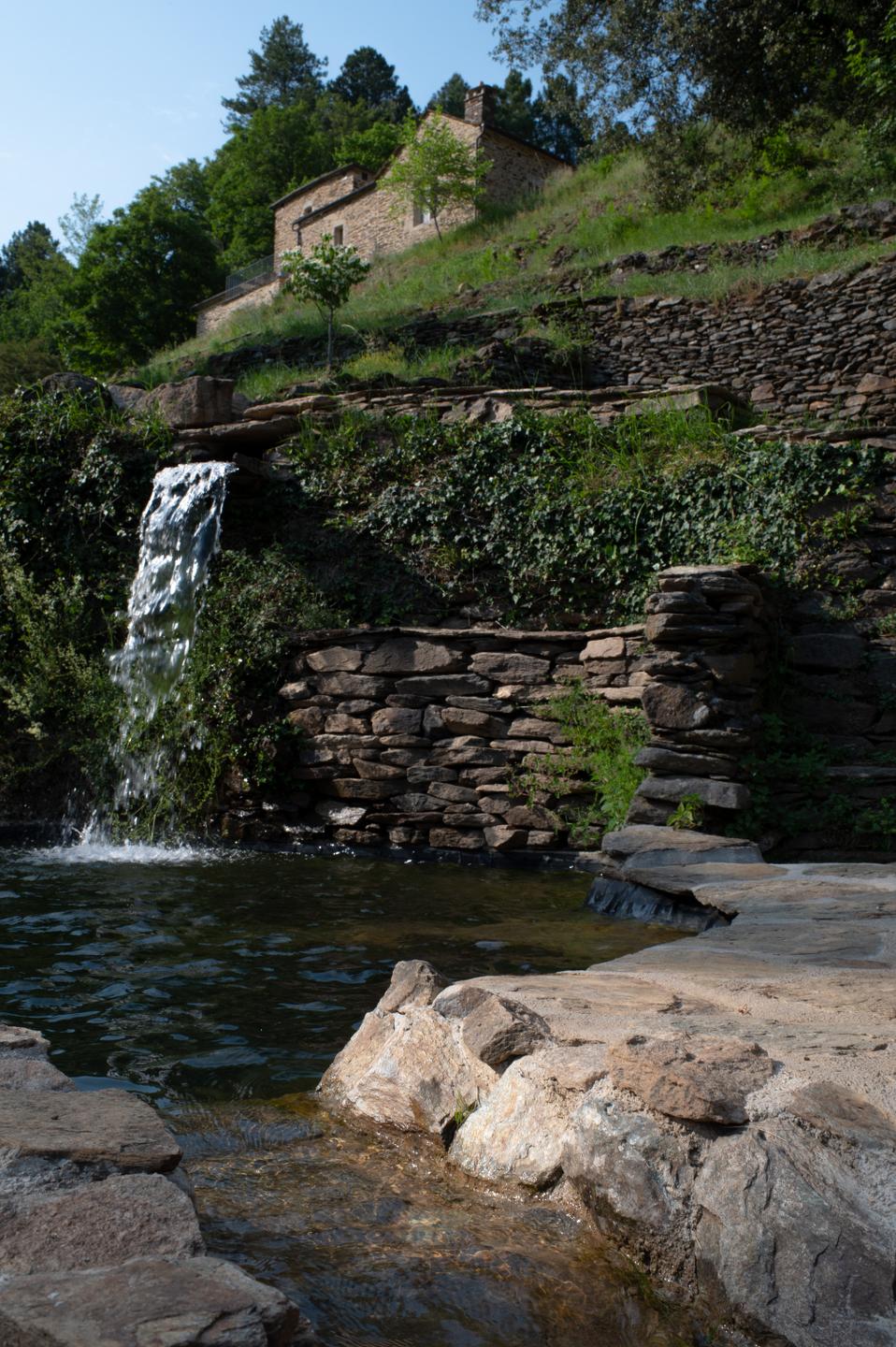 source et plan d source et plan d'eau Lozère le Mas les Vignes