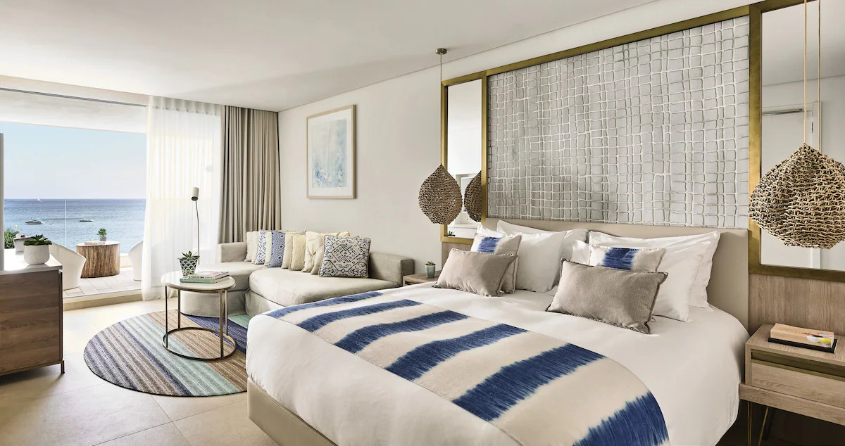chambre décoration écrue et bleue