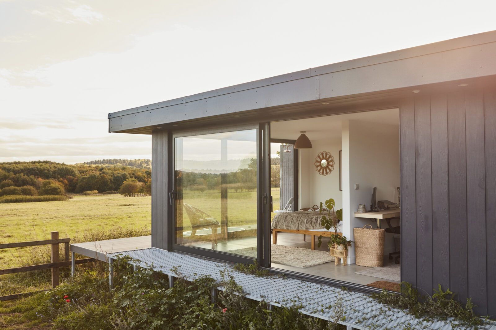 façade studio de jardin bois noir