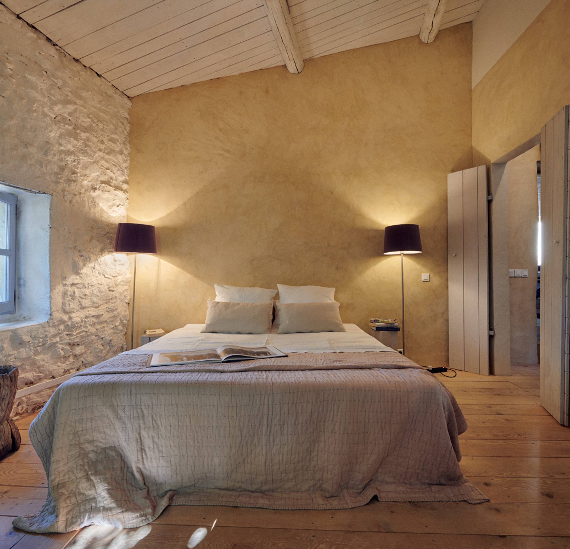 chambre maison en pierres chambre maison en pierres