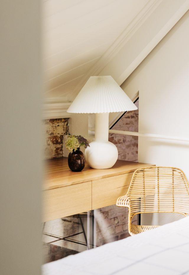 espace bureau appartement sous les toits