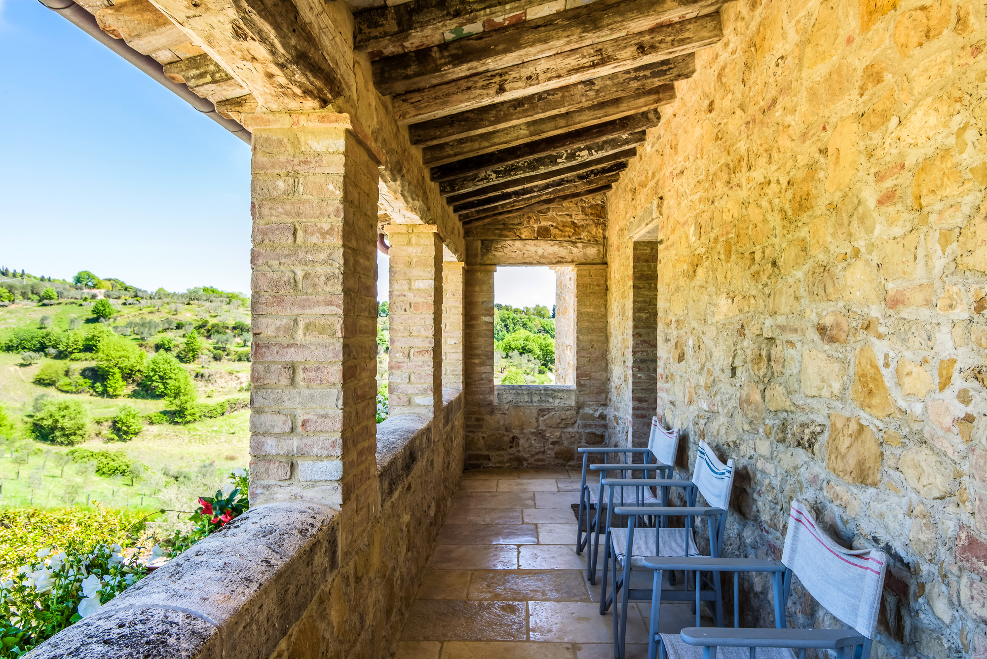 terrasse maison en pierres Toscane terrasse maison en pierres Toscane