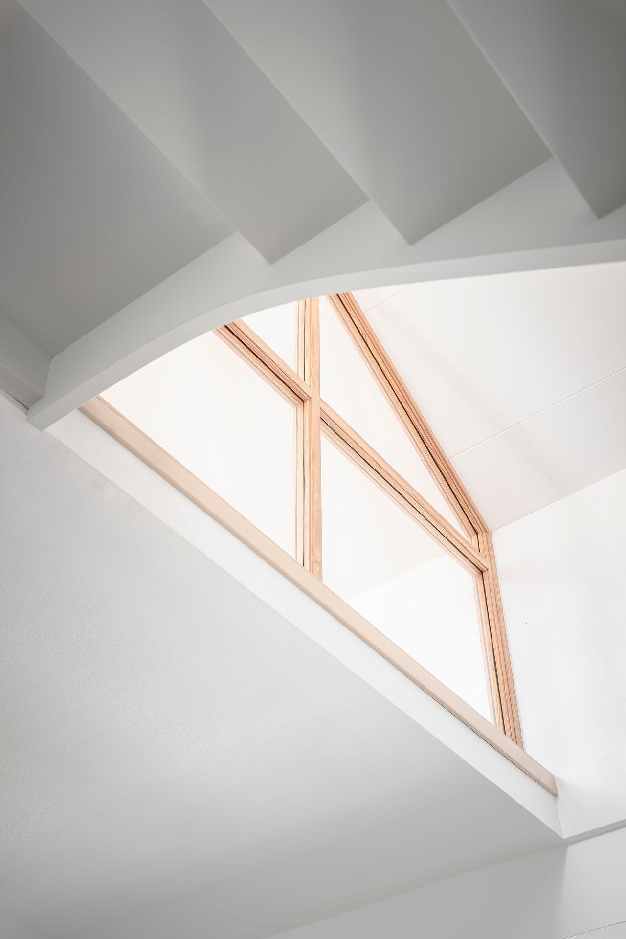 chambre avec verrière en bois