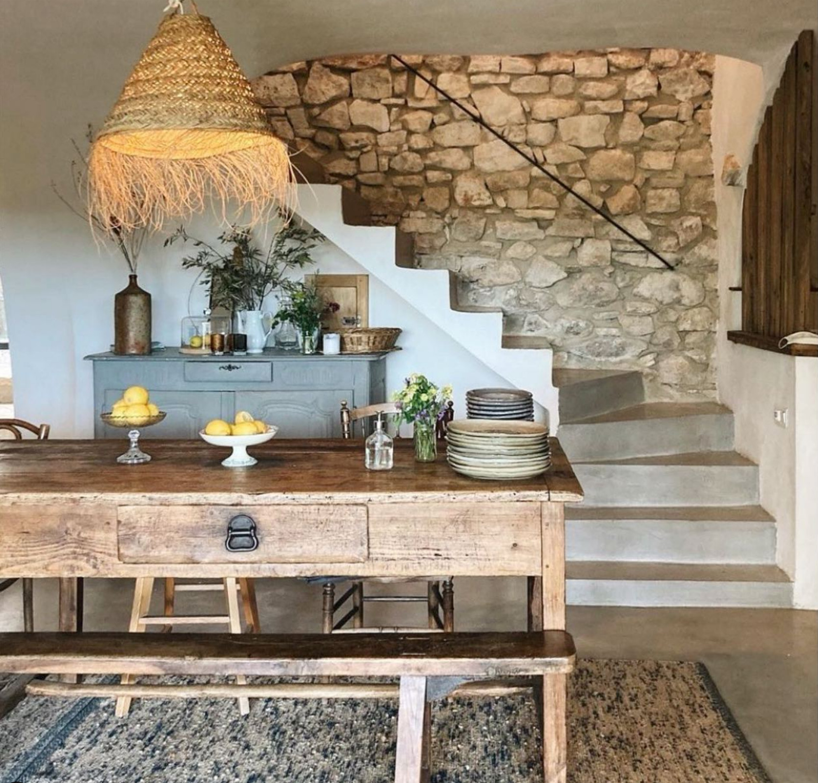salle à manger La Maison Papillons maison en pierres rénovée