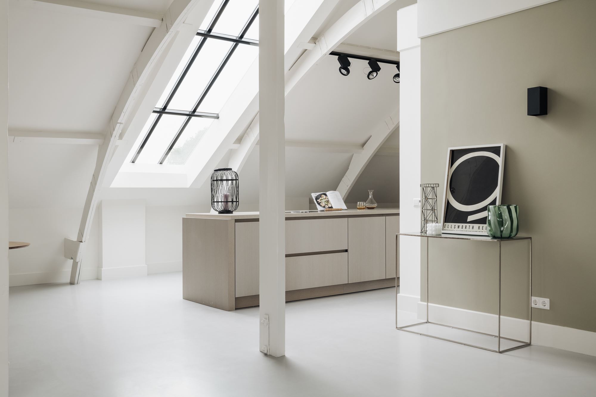 cuisine design avec poutres blanches cuisine design avec poutres blanches