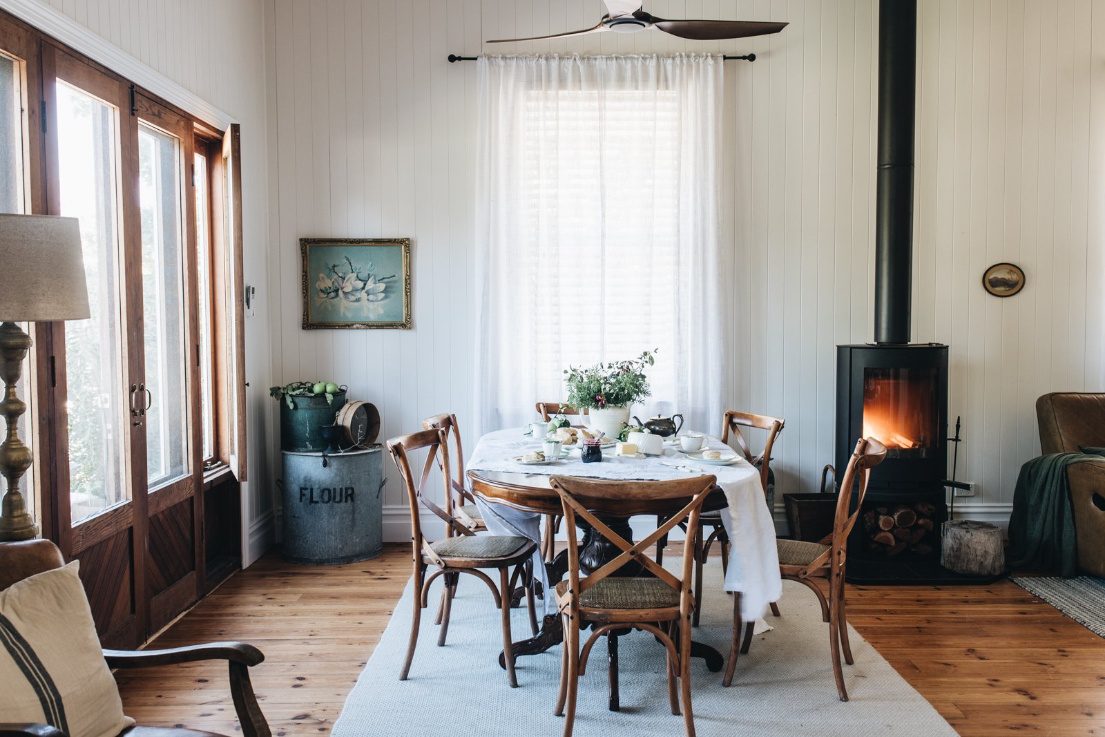 salle à manger avec poêle à bois salle à manger avec poêle à bois