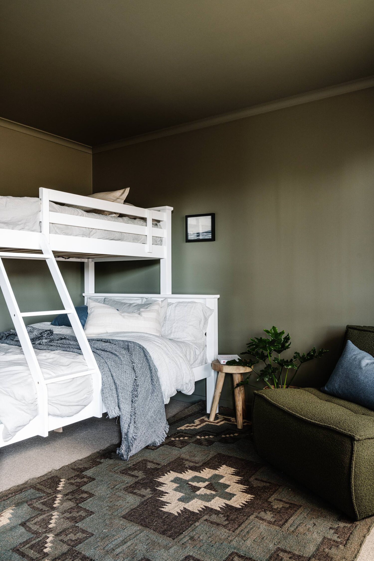 chambre lit superposés blancs