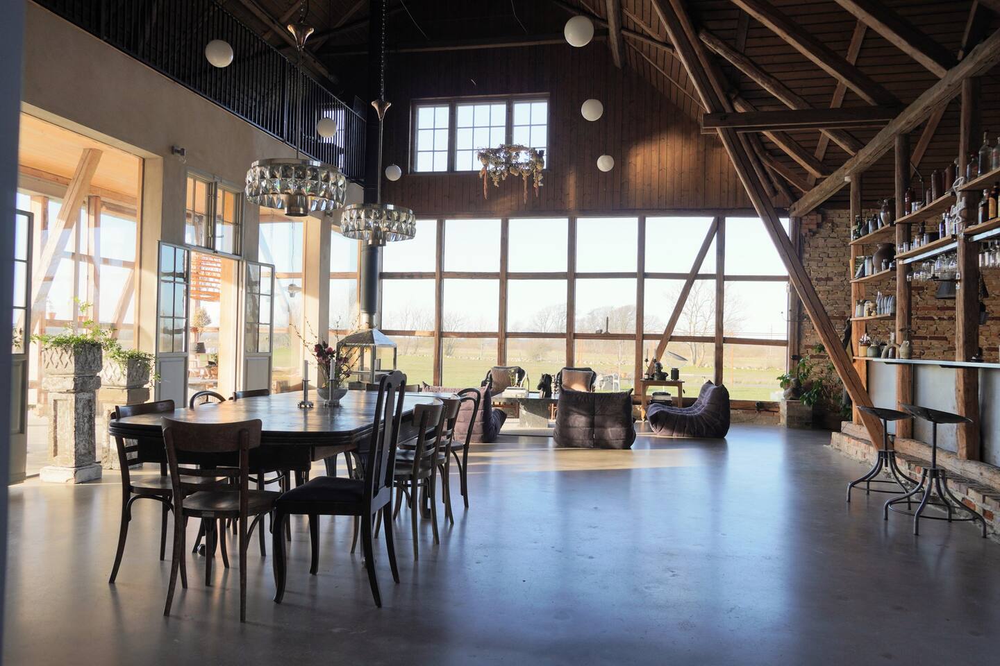 salon grange rénovée