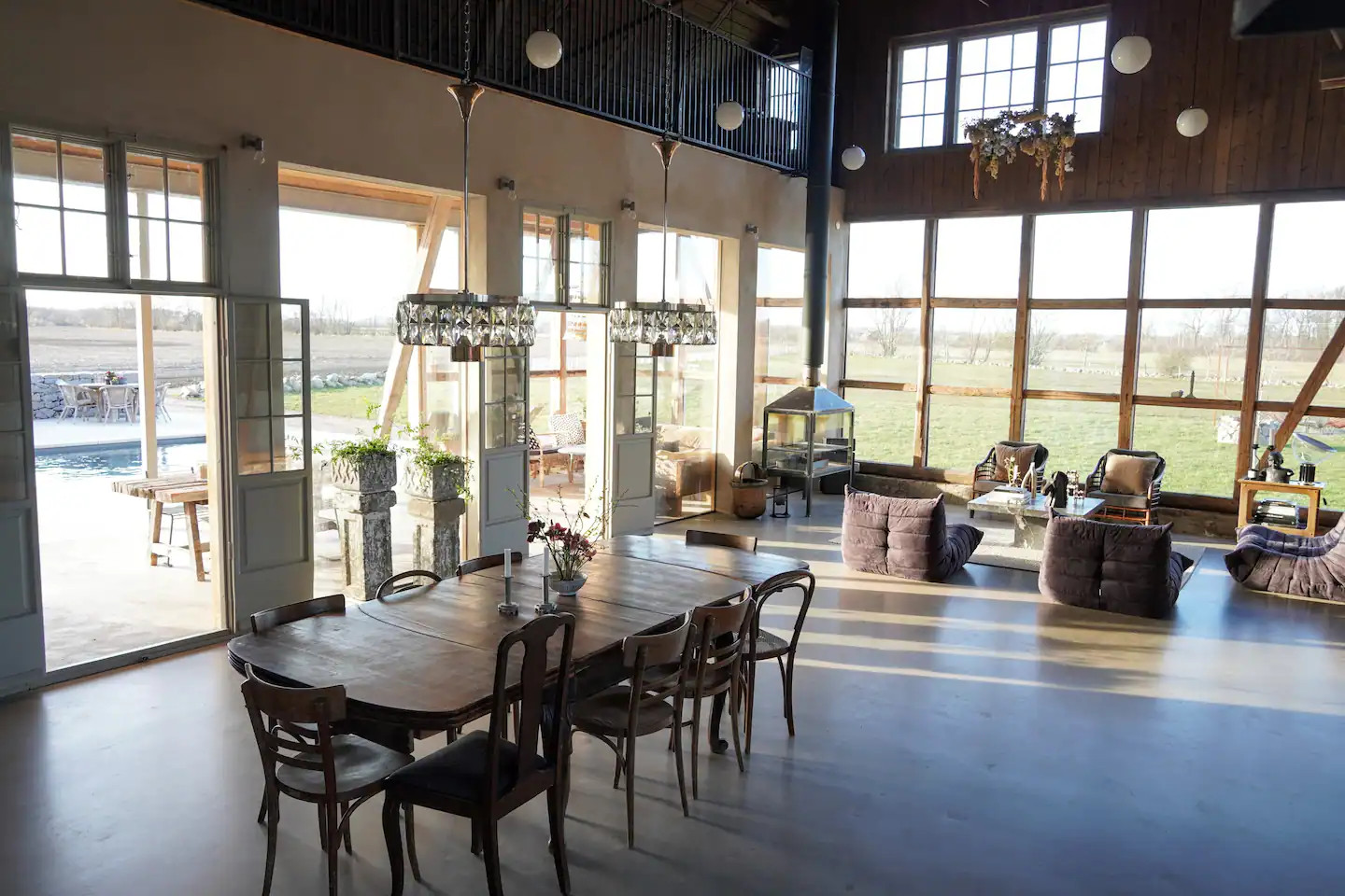 salon grange rénovée