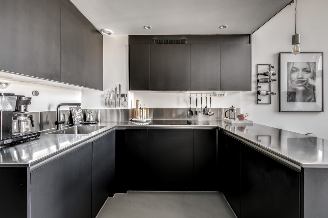 cuisine noire en U