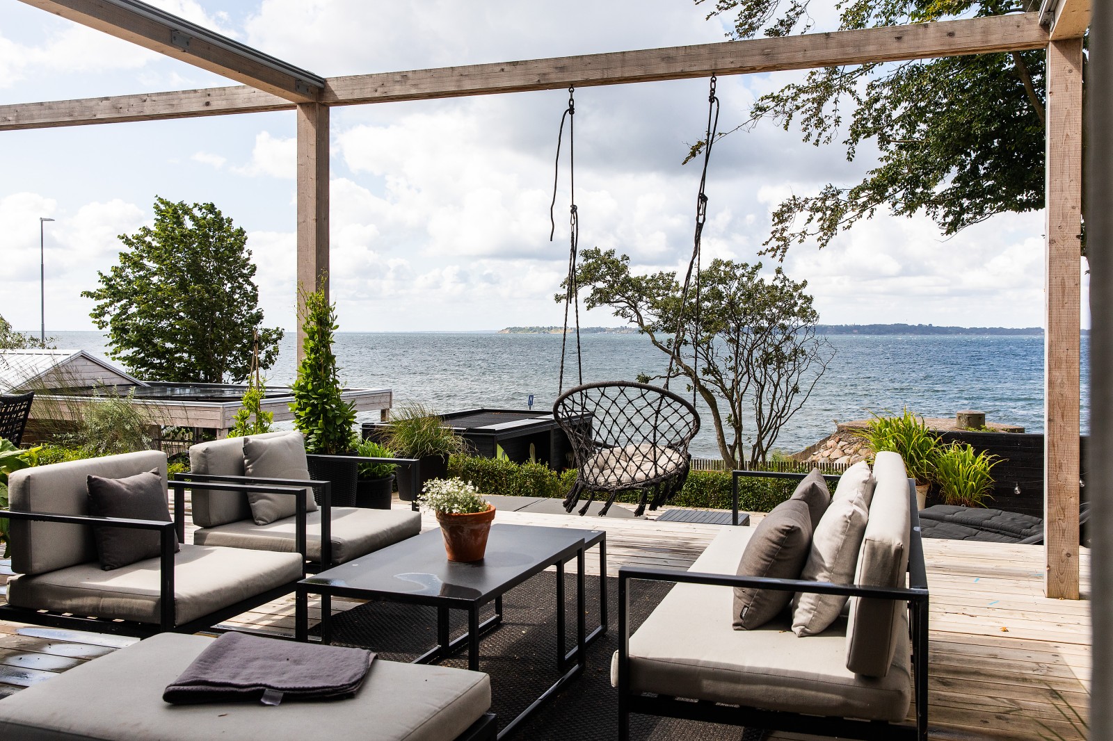 terrasse avec pergola maison en bois terrasse avec pergola maison en bois