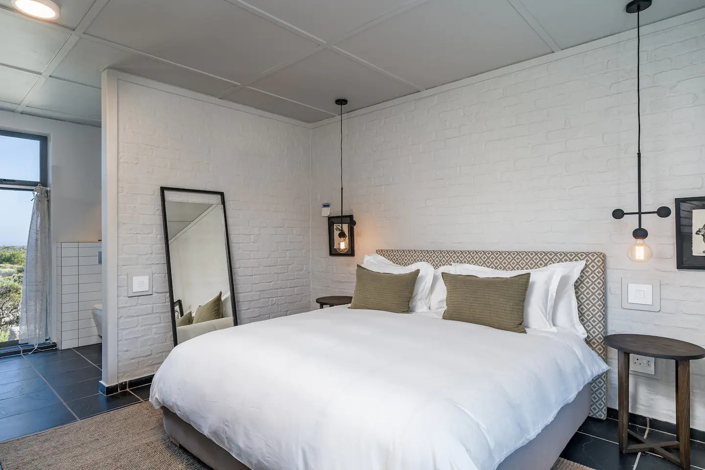 chambre murs briques peintes en blanc chambre murs briques peintes en blanc