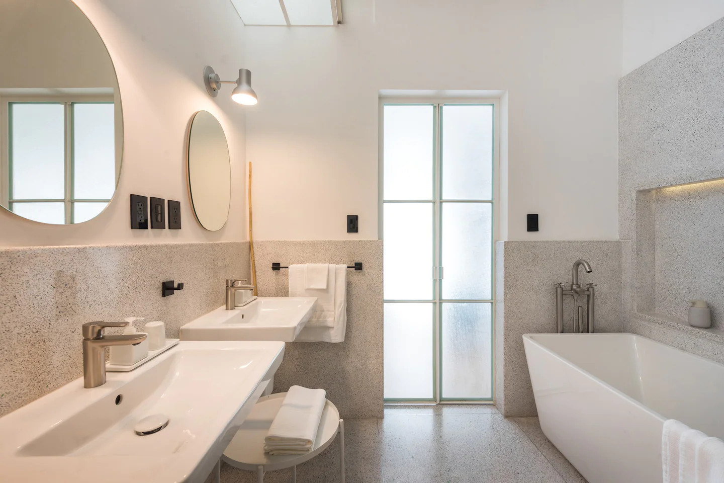 salle de bain avec fenêtre salle de bain avec fenêtre