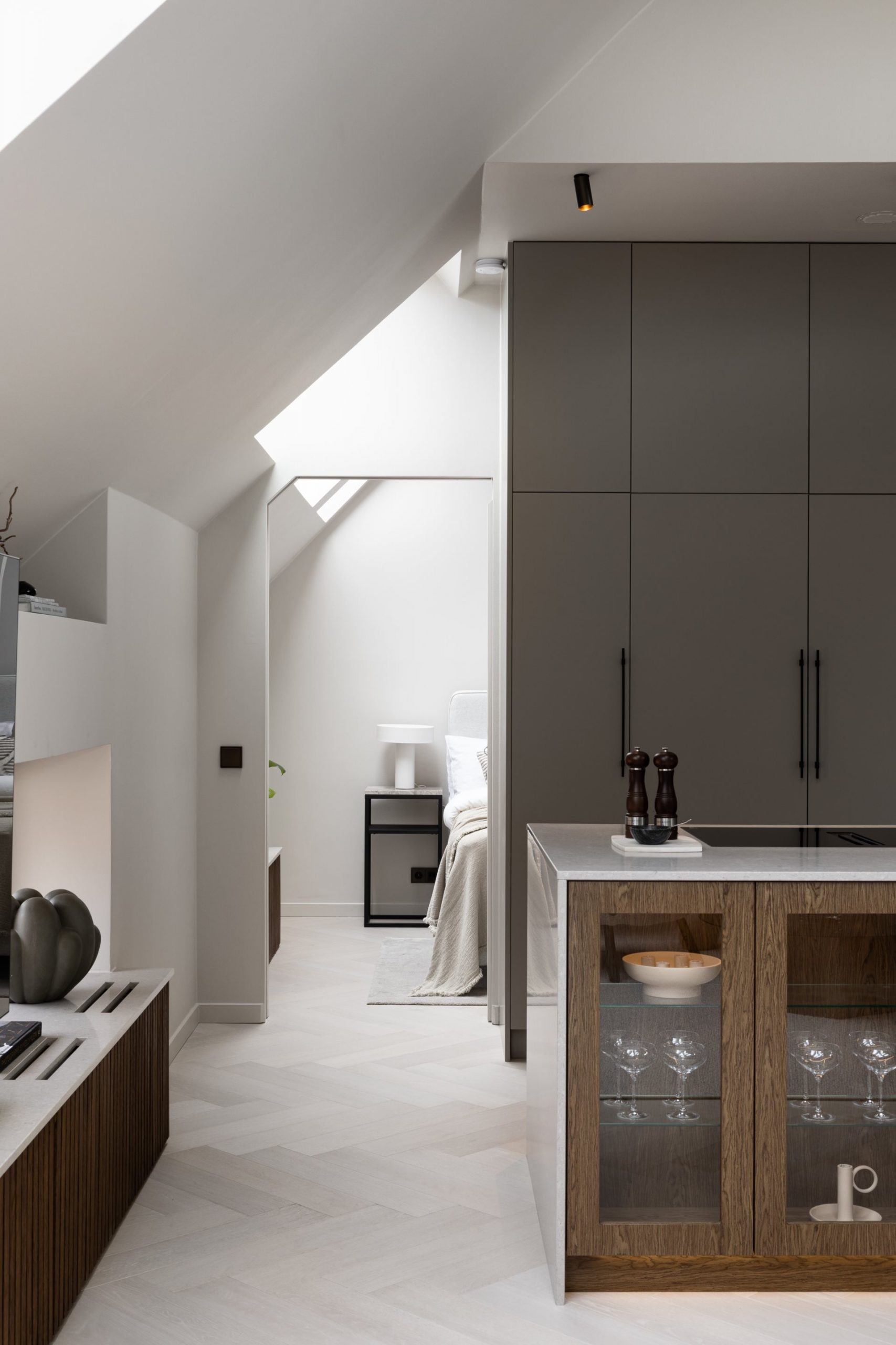 cuisine design grise et bois