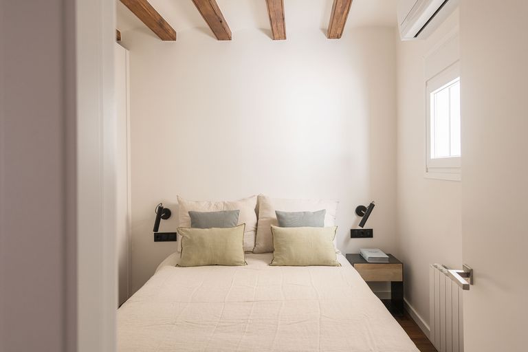 chambre minimaliste appartement ancien rénové chambre minimaliste appartement ancien rénové