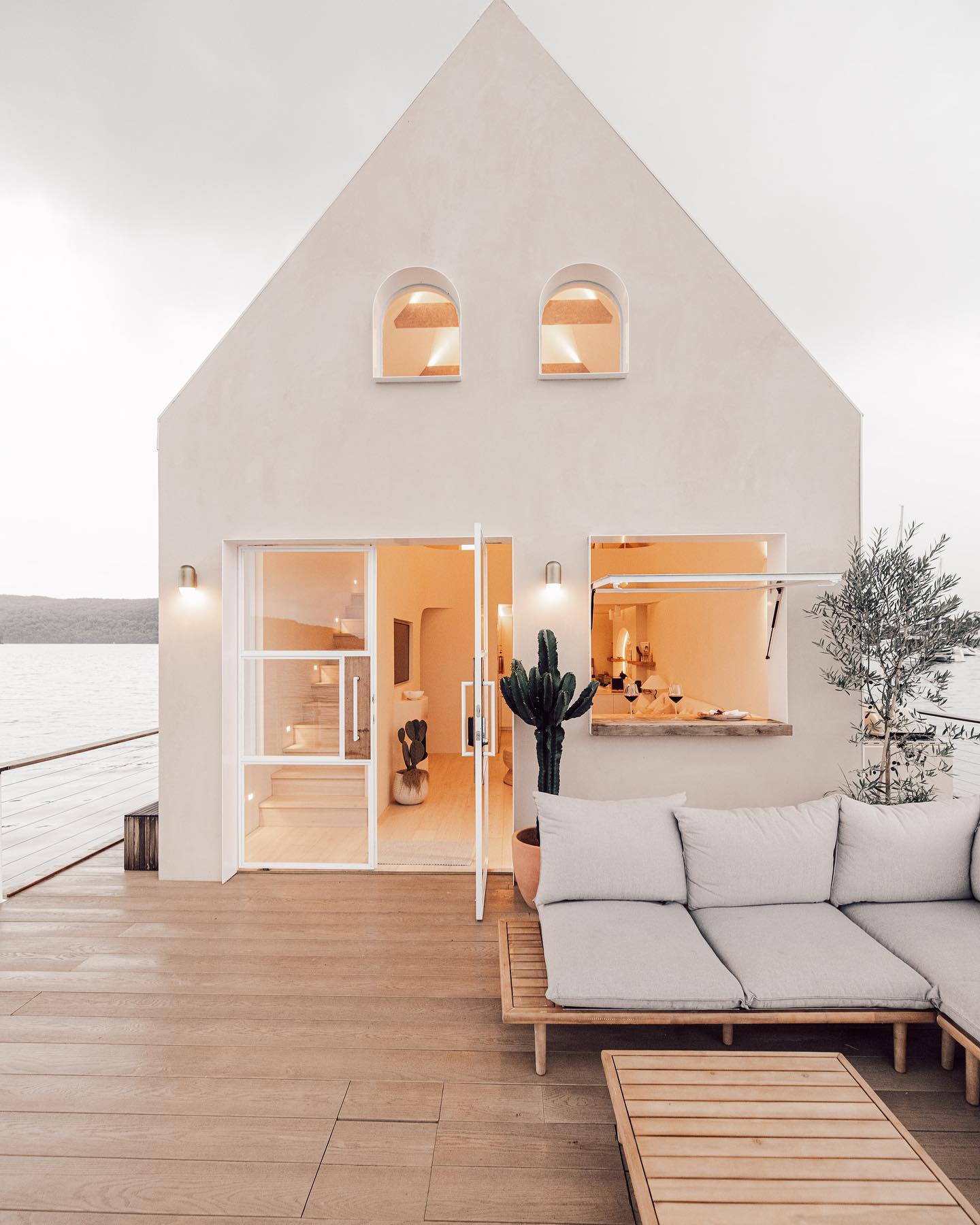 maison flottante avec terrasse Lilypad II