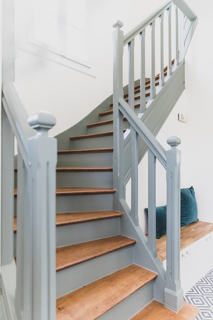 escalier bois peint décoration contemporaine