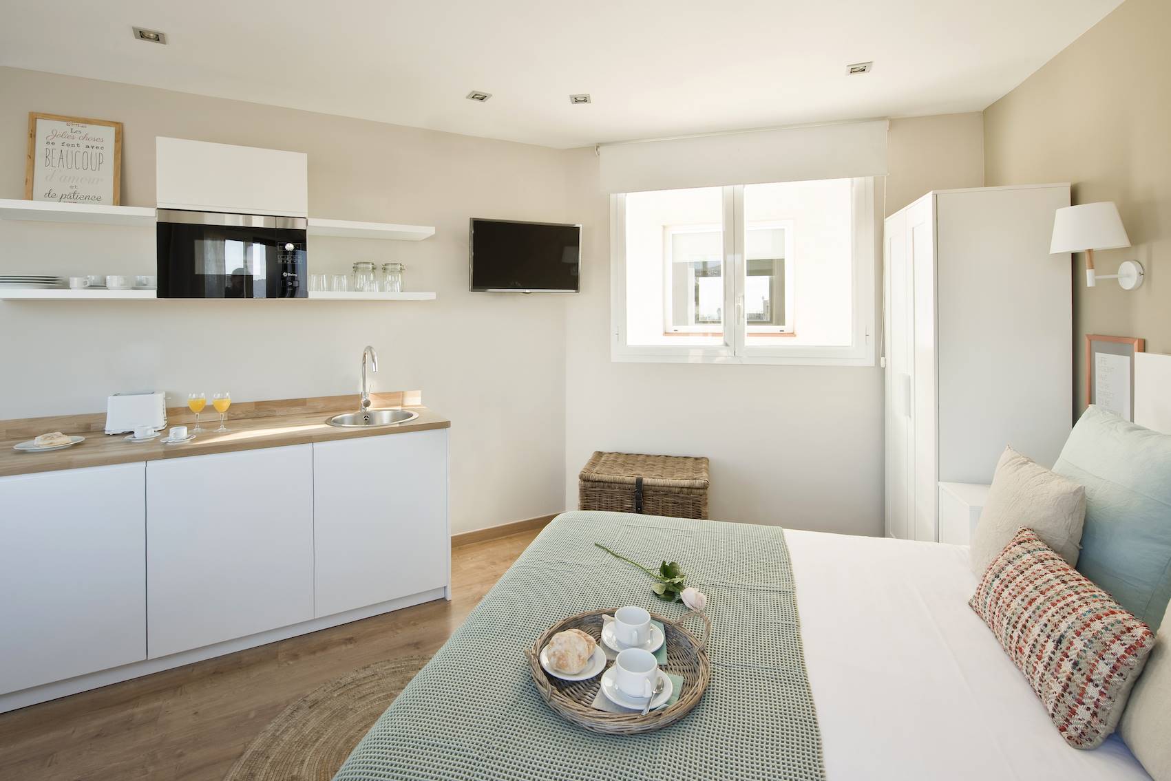salon et cuisine mini appartement de 16m2