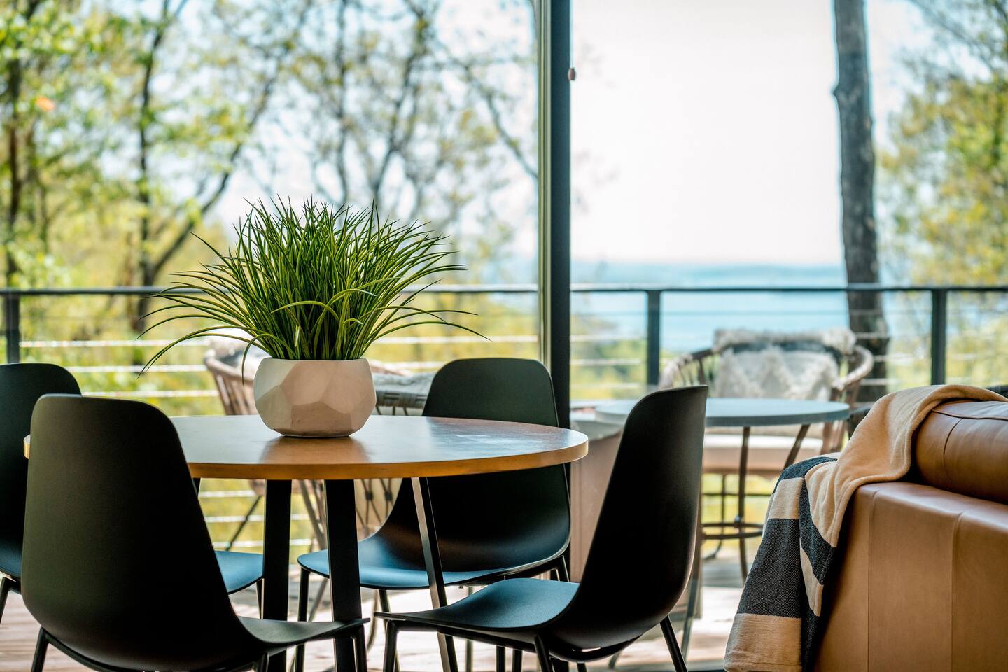 salle à manger design avec baie vitrée salle à manger design avec baie vitrée