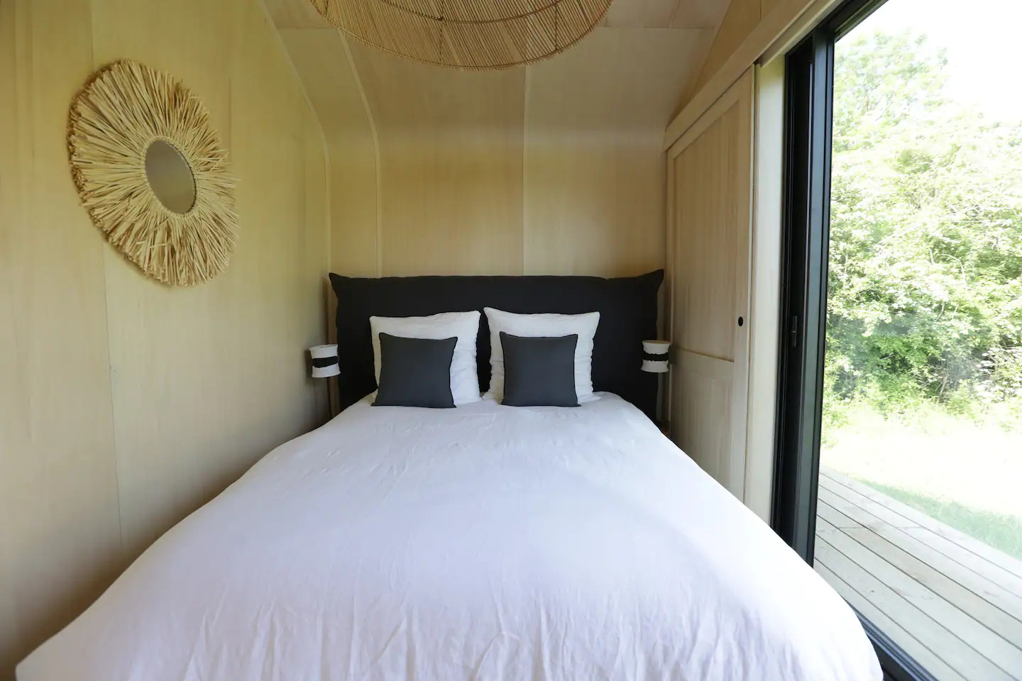 chambre tiny house Les P chambre tiny house Les P'tits Nids