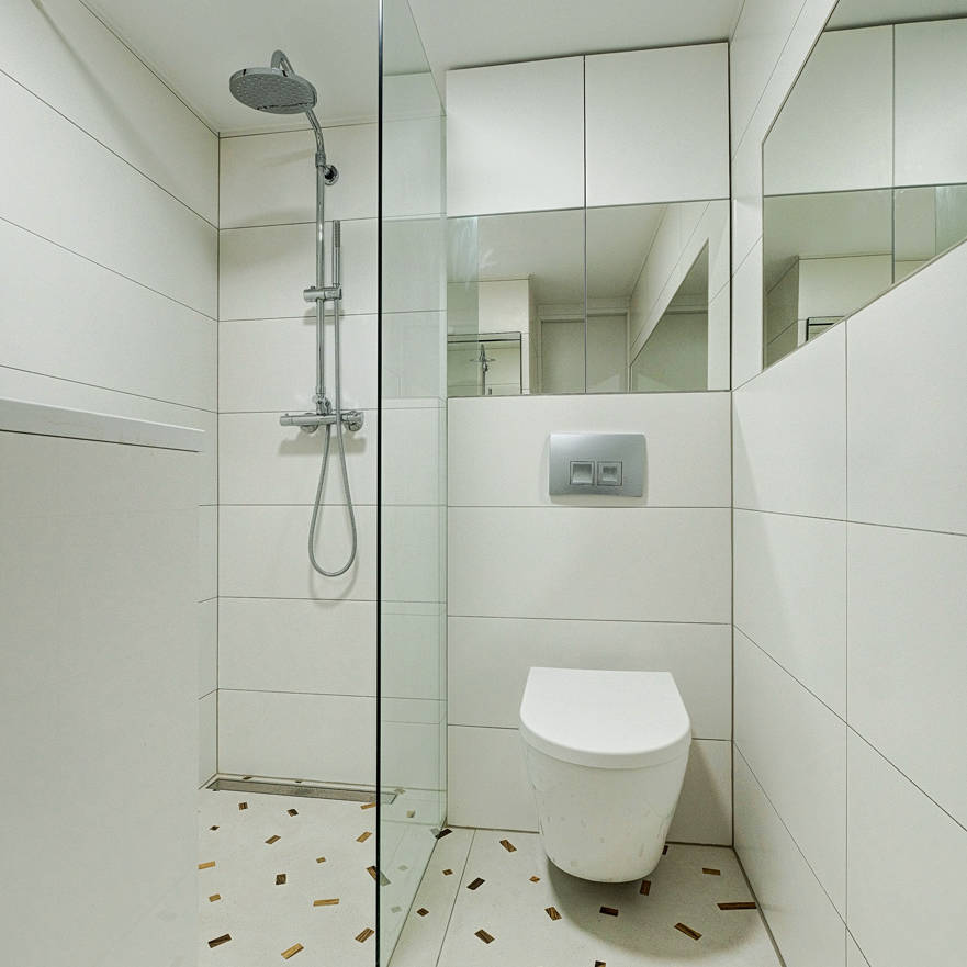 salle de bain design blanche