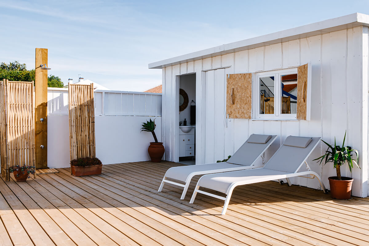 pool house bois pool house bois