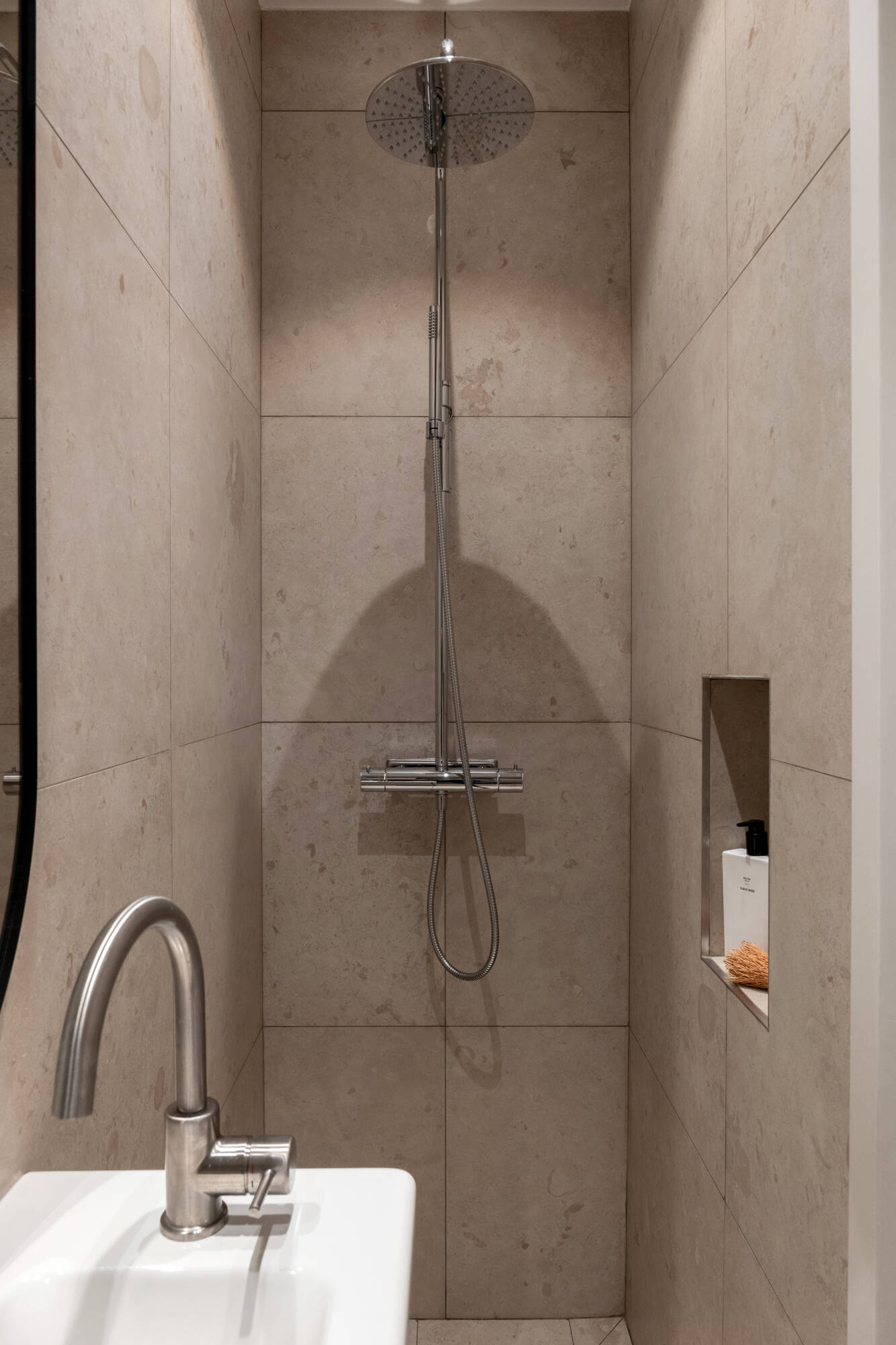 salle de bain terrazzo décoration contemporaine