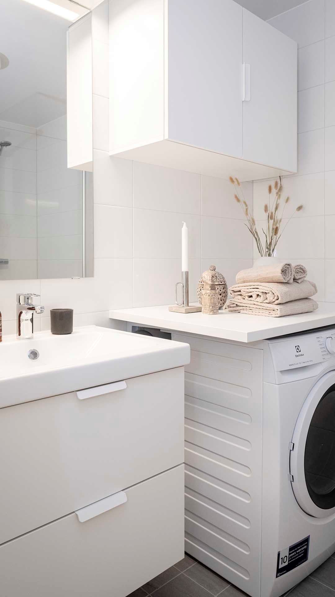 salle de bain blanche